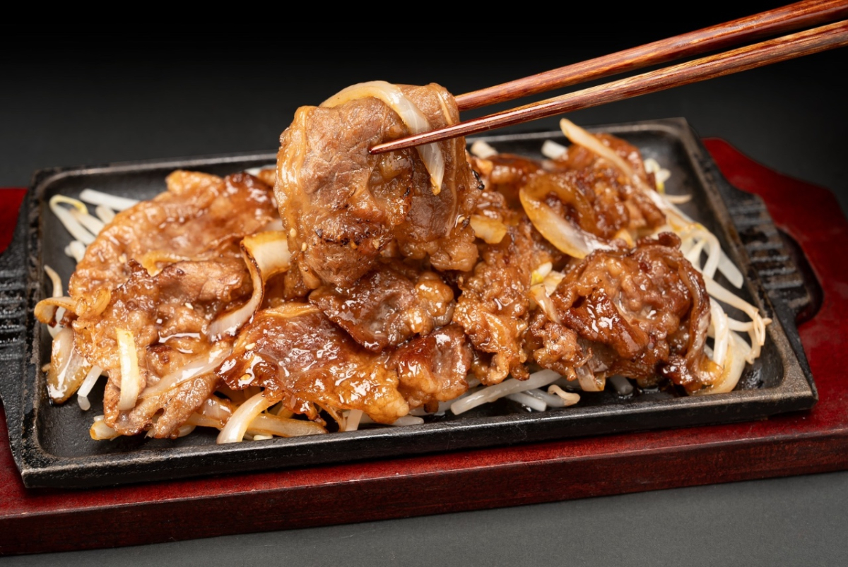鉄板 牛カルビ焼肉